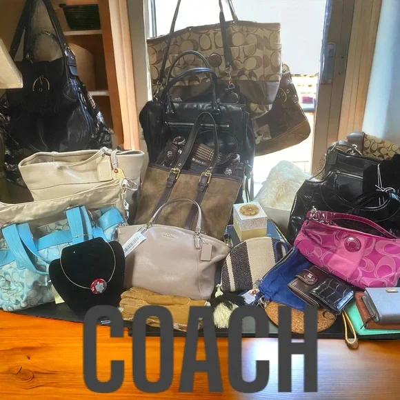 Coach: Preview my unlisted items - Picture 1 of 15